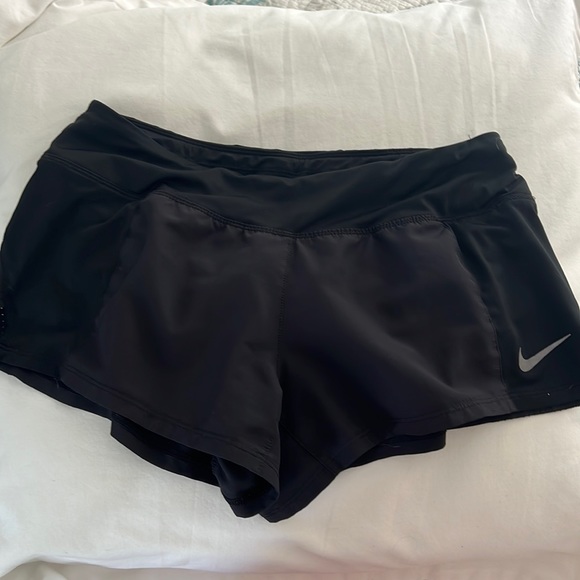 Nike dri fit running shorts 3" inseam - Picture 1 of 5